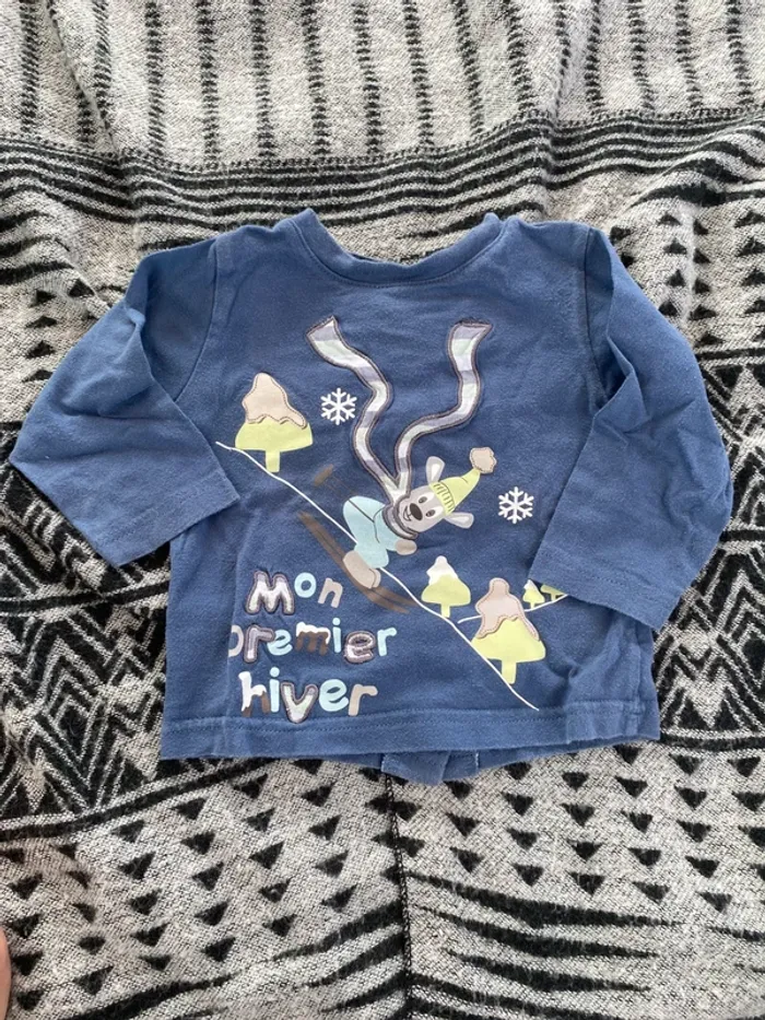 T-shirt