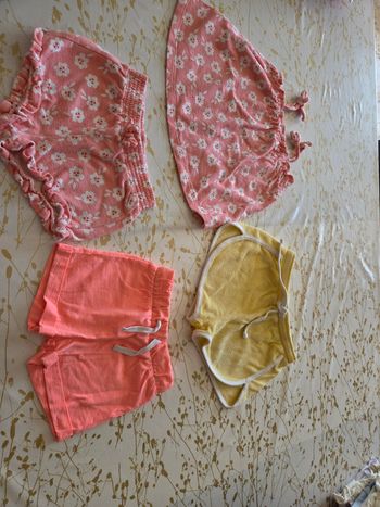 Lot de vêtements fille 23 / 24  mois - Très bon état
