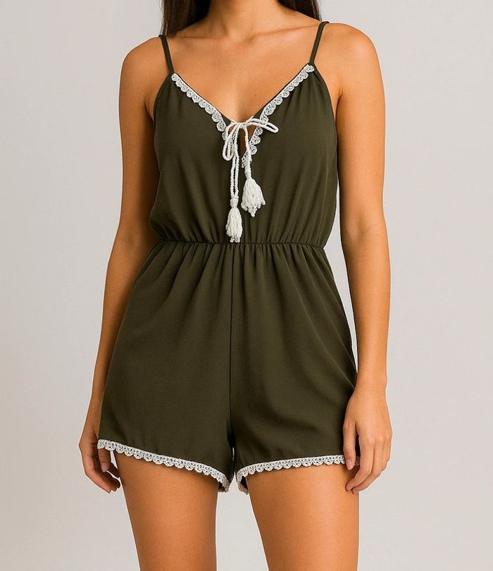 ๐ฟ Superbe combishort vert avec dentelle ๐ฟ