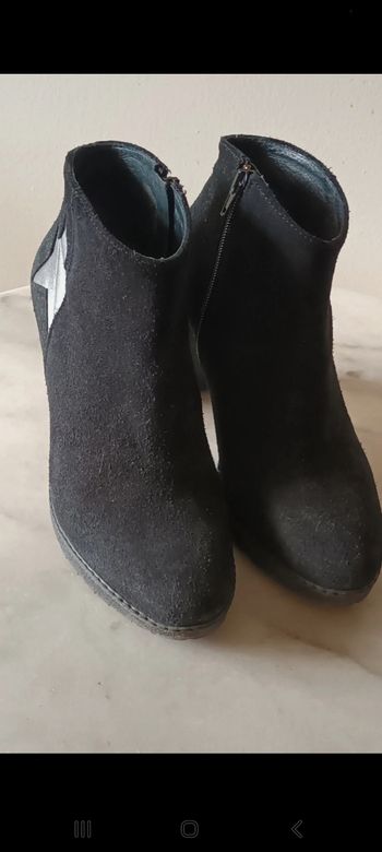 Bottines noires cuir nubuck Requins