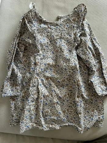 Robe manches longues à fleurs