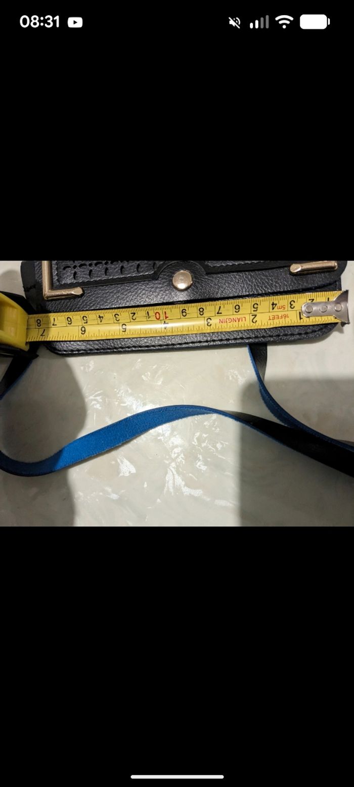 Beau sac bandoulière noir , dorure et bleu. - photo numéro 7