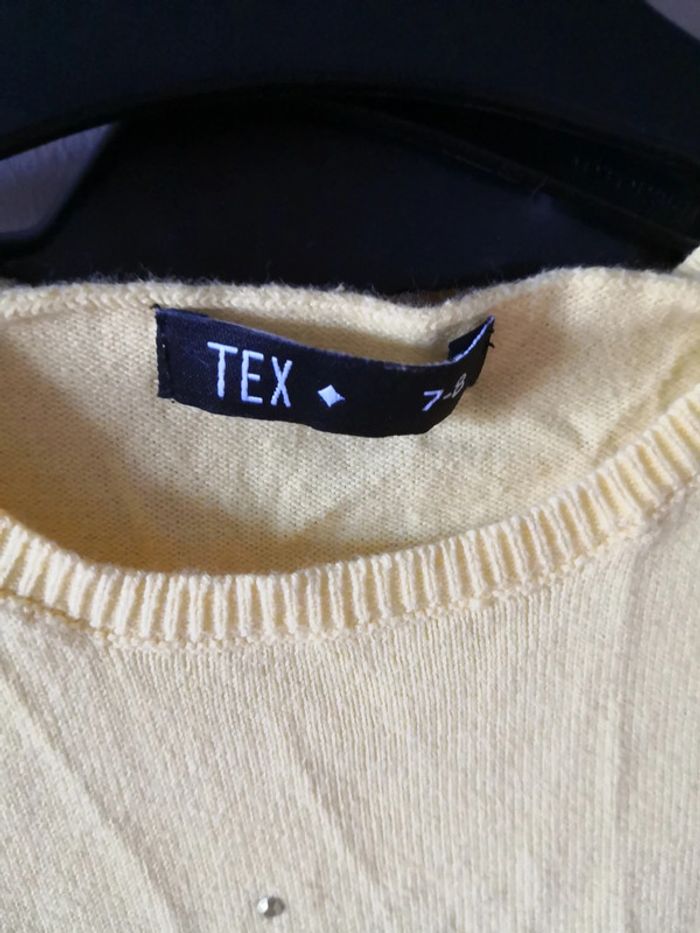 Pull jaune et strass - photo numéro 2