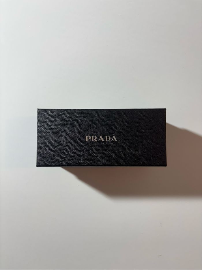 Lunettes Prada noir neuf avec la boîte - photo numéro 7
