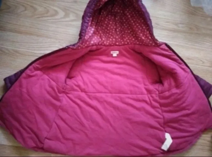 Blouson hiver. Bordeau. Fille. Catimini.
Taille 18 mois - photo numéro 9