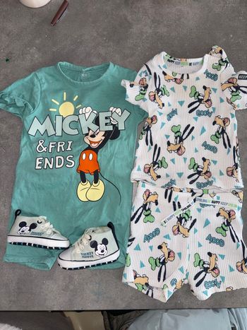 Ensemble Mickey 