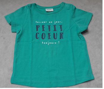 tee-shirt tape à l'oeil "petit coeur" 6 mois neuf jamais porté