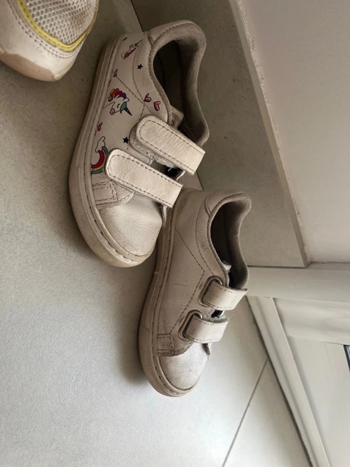 Lot de 3 paires de basket pointure 25 - photo numéro 2