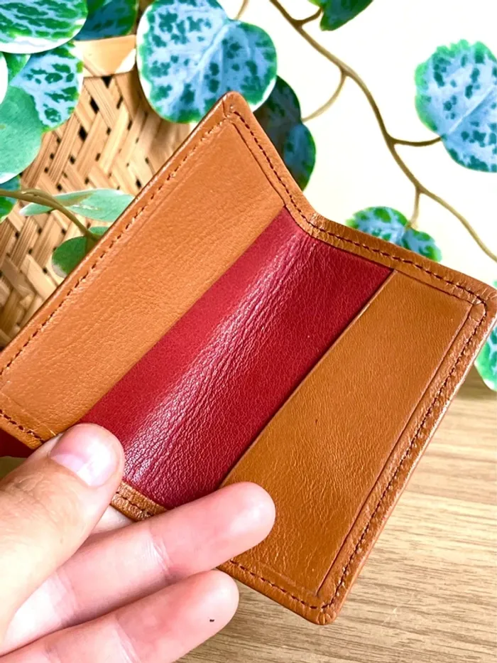 Porte cartes bicolore cuir rouge camel neuf sellerie compact - photo numéro 2