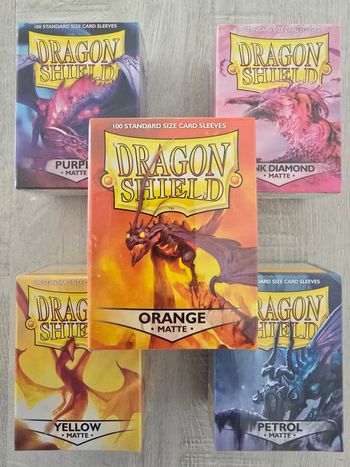 Lot de 5 Paquets de 100 Sleeves Dragon Shield Matte