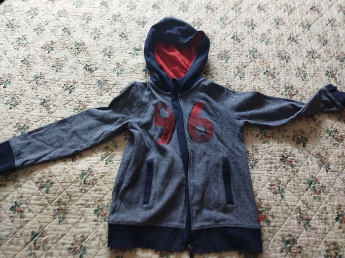 Veste a capuche