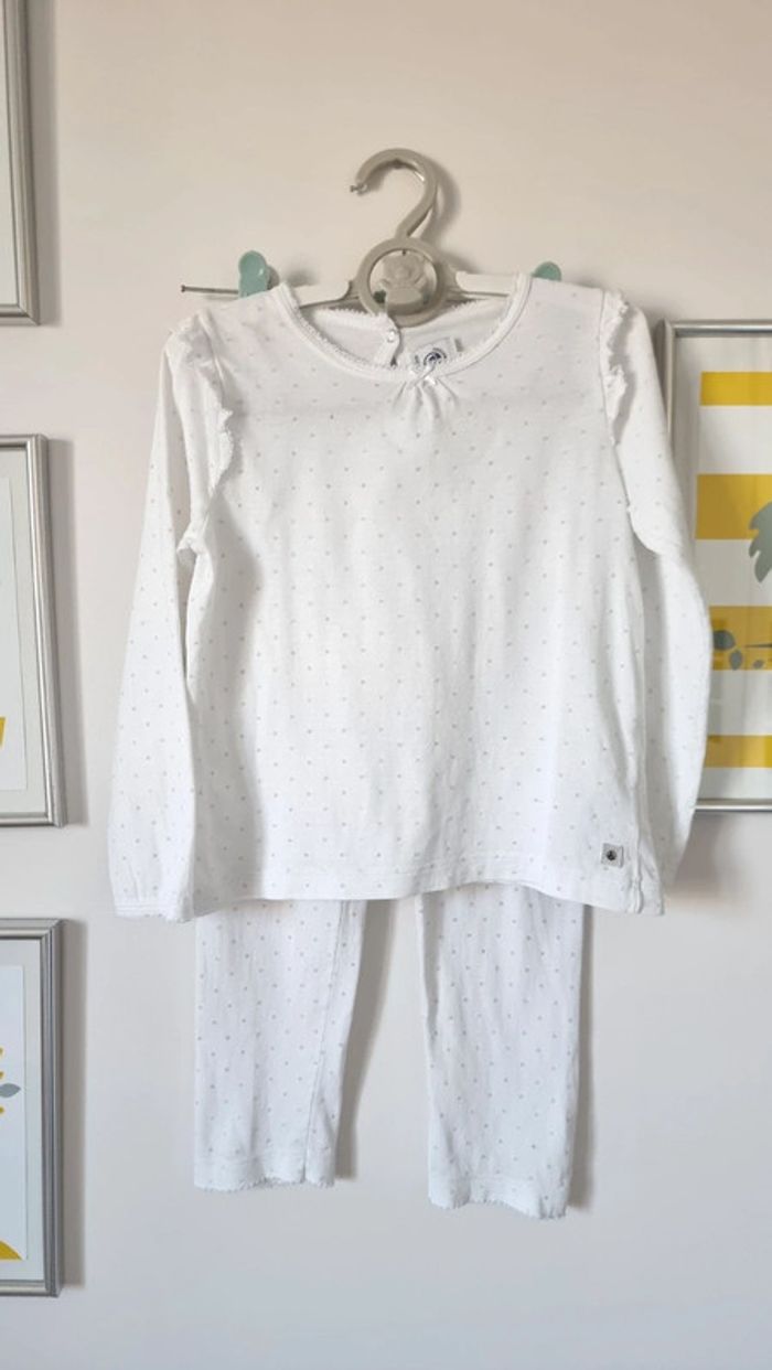 Pijama leger petit bateau taille 4ans