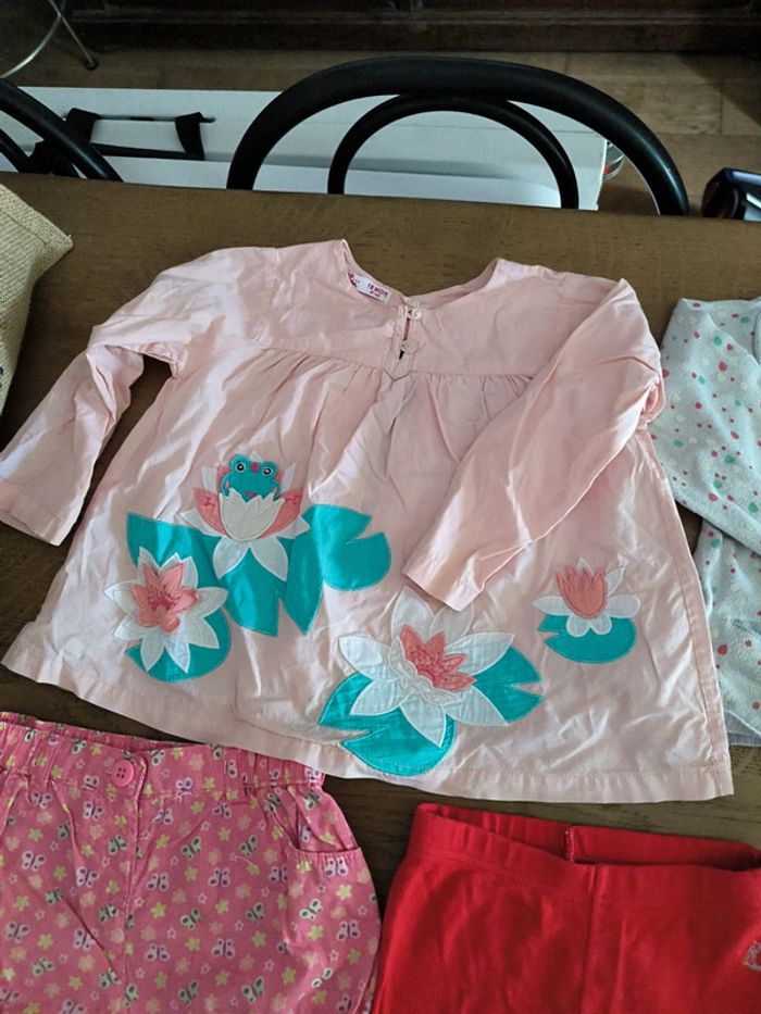 Lot de 5 vêtements fille taille 18 mois - photo numéro 2