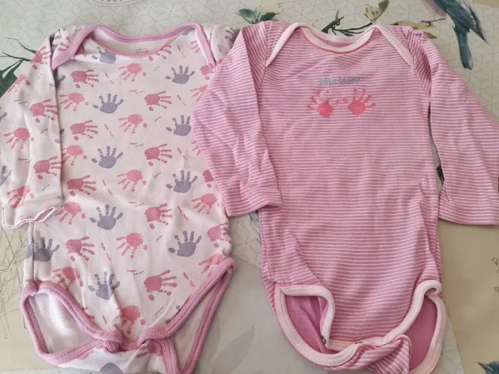 Lot de 2 bodies 12 mois