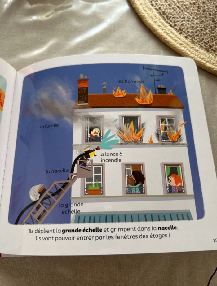 Ma baby encyclopédie Larousse - photo numéro 4