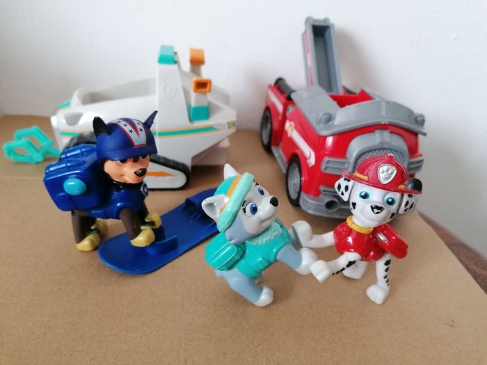 Lot Pat Patrouille 2 véhicules 3 figurines - photo numéro 2