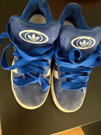 Adidas Campus bleues – T. 40 2/3 – bon état