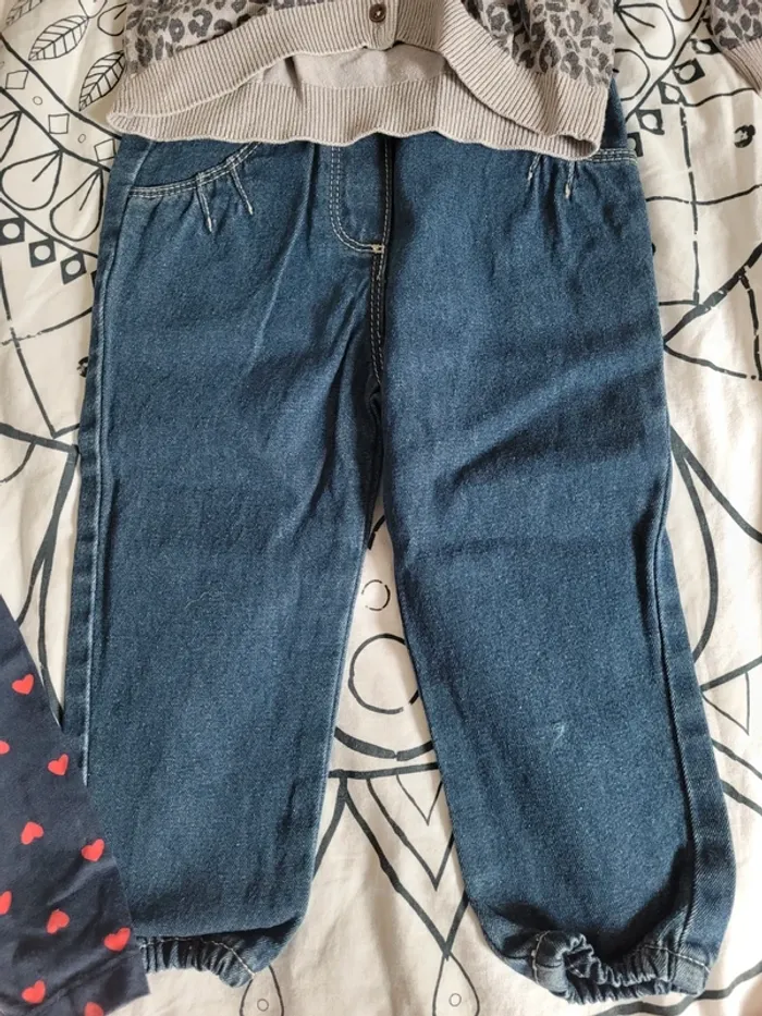 Lot vêtements fille 2 ans - photo numéro 5