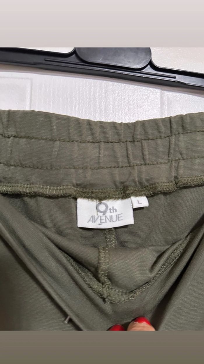 Short Kaki – Taille 40/44 - Neuf - photo numéro 4