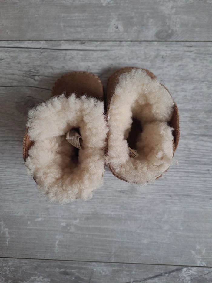 Chaussure ugg - photo numéro 3