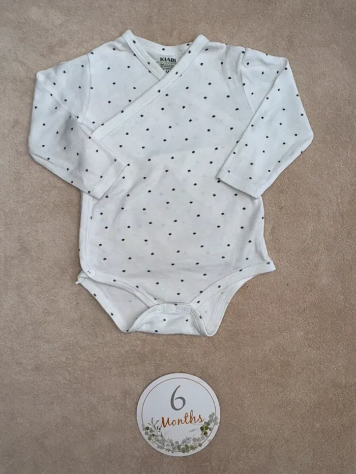 body étoiles • Kiabi • taille 6 mois