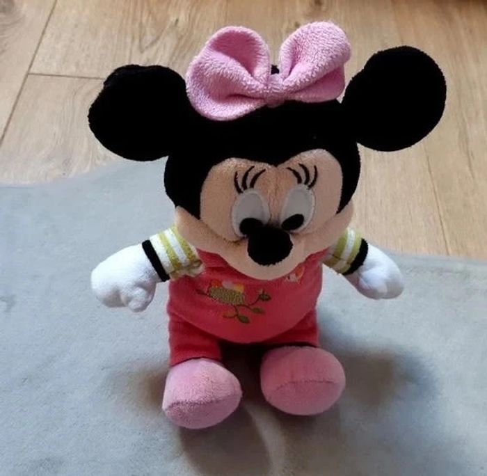 peluche disney minnie nicotoy environ 25 cm en très bon état - photo numéro 2