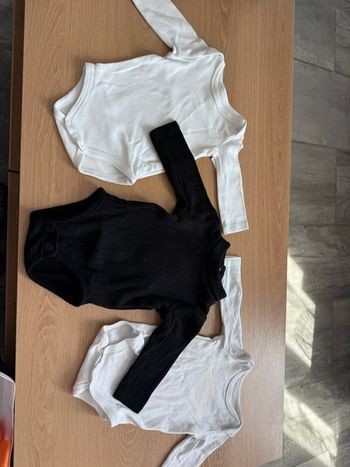 Lot de 3 bodies