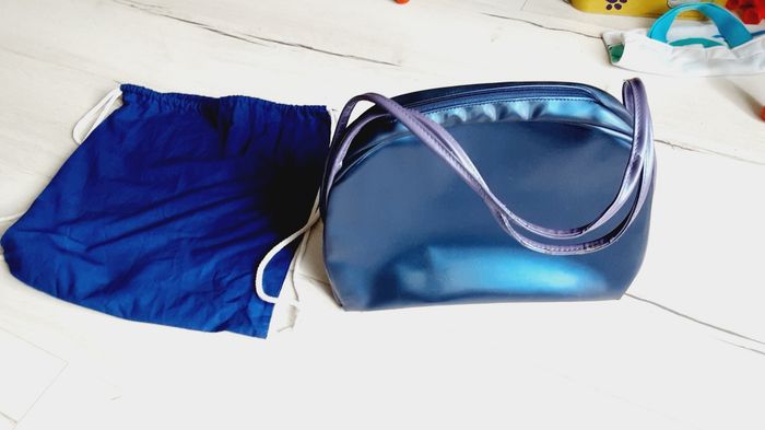 Sac bleu violet irisé 30 x 21 cm - photo numéro 2