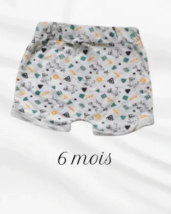 Short mignon bébé 6 mois roi lion disney