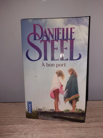 Livre de poche À bon port