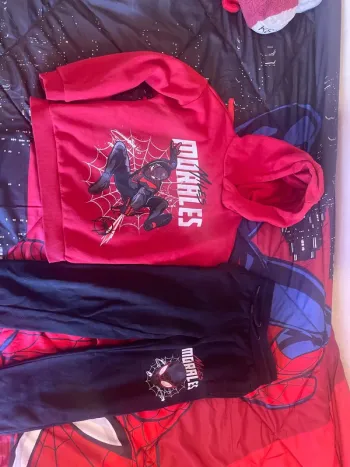 Ensemble, Spiderman primark