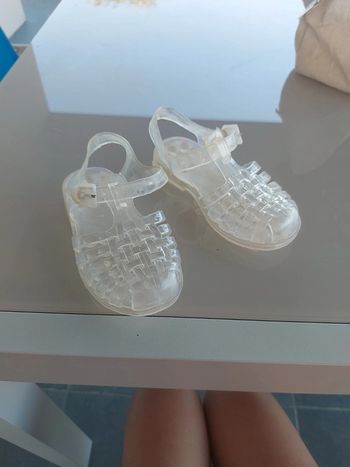 Sandales d'eau transparentes taille 27
