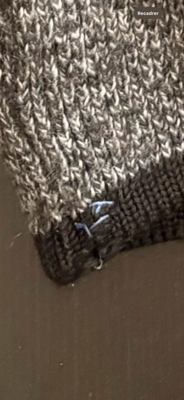 Pull Lacoste gris M (T3) bon état - photo numéro 8