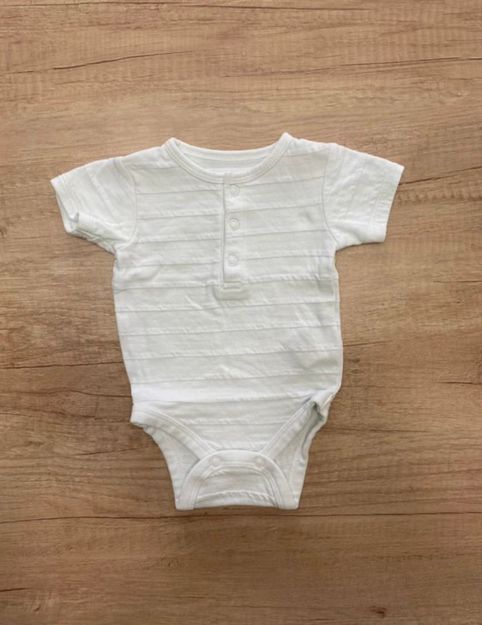 Bodies - photo numéro 2