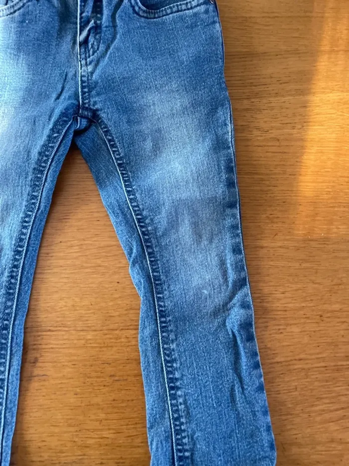 Jeans fille 4 ans - photo numéro 3