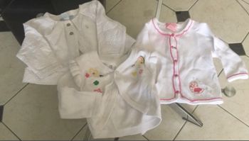 Lot gilets demi saison 6 mois