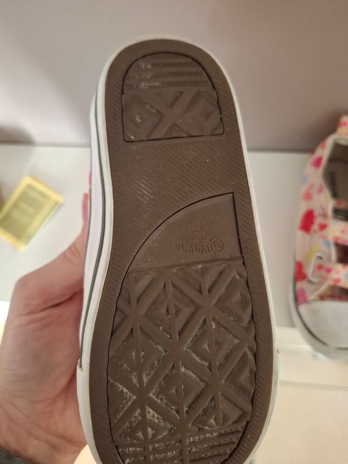 Converse cœur 26 - photo numéro 3