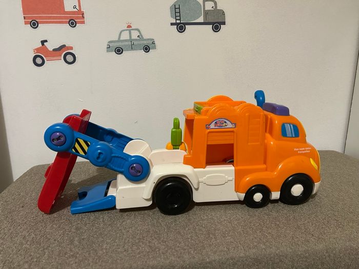 Tut Tut Bolides – Mon super camion transporteur avec une voiture - photo numéro 3