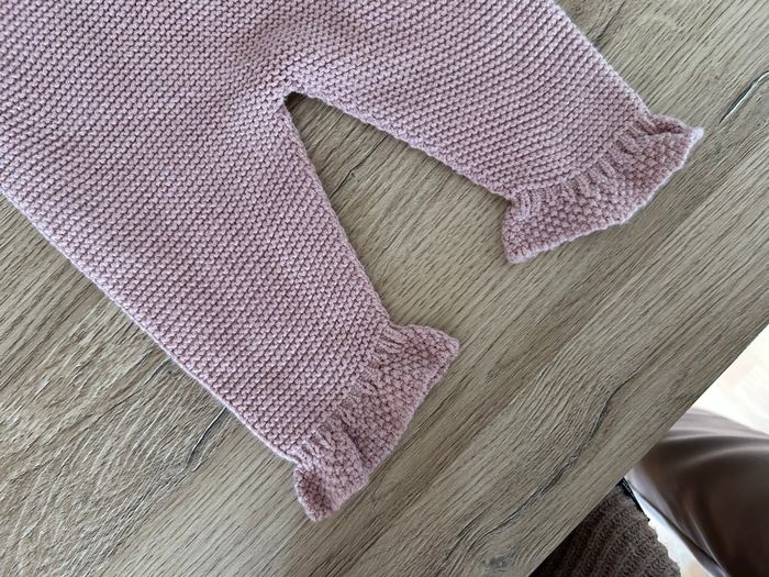 Salopette Barboteuse tricoté en laine rose bébé fille taille 1-3 mois SHEIN - photo numéro 2