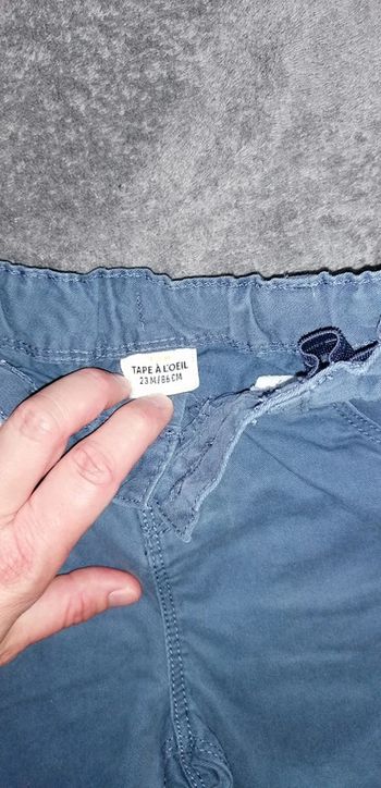 Petit short. Tape à l'œil. 23 mois