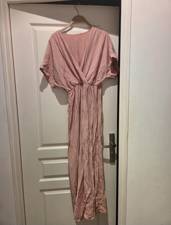 Combinaison rose a rayure blanche manche courte