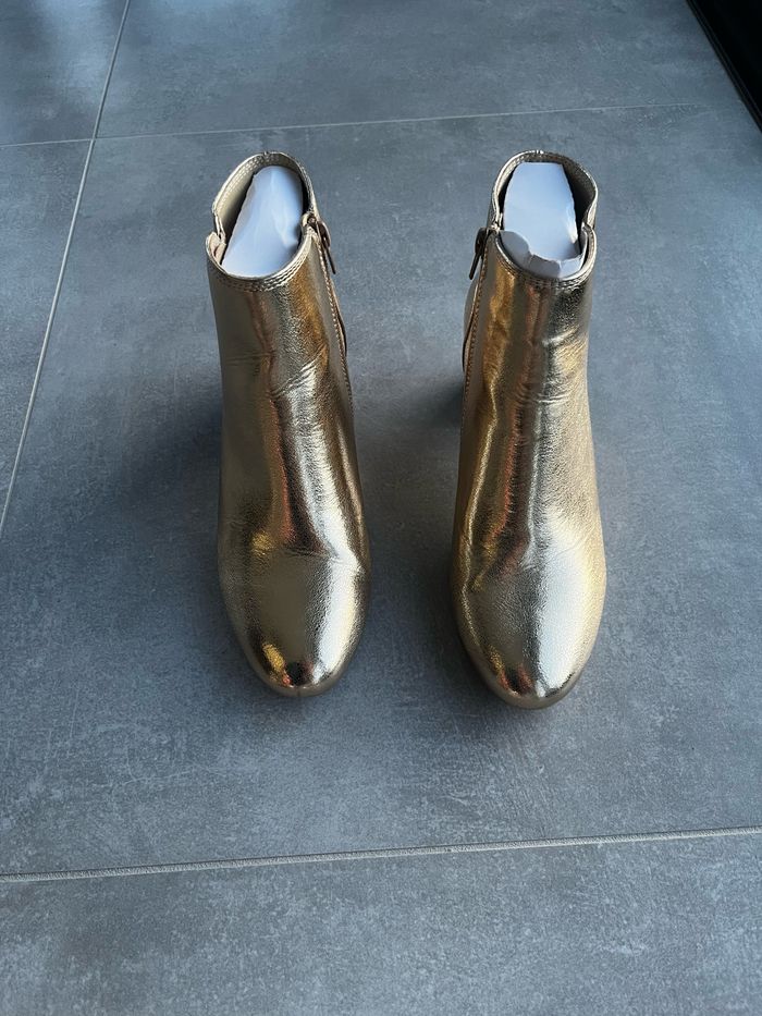 Bottine dorée