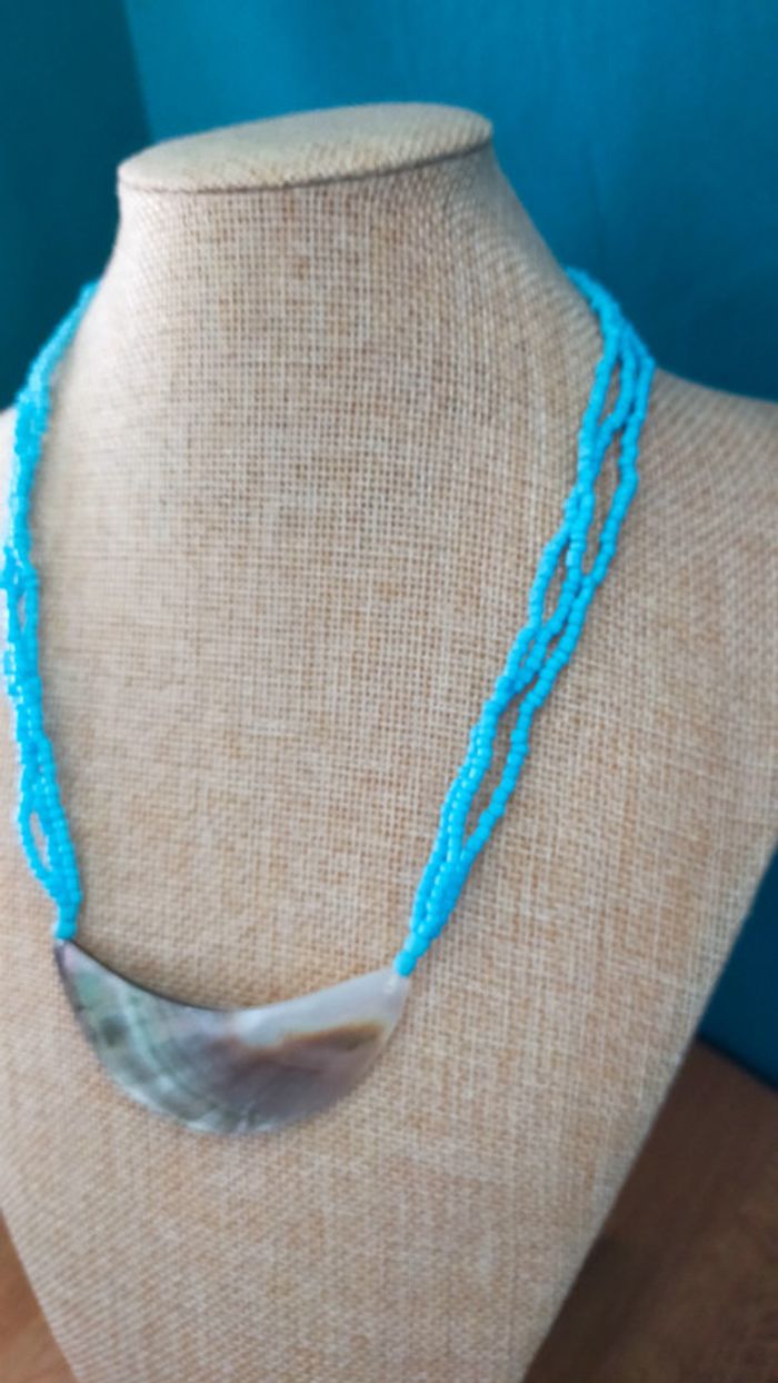 Collier en perles turquoises et nacre naturelle – Fait main - Idée Fête des Mères 💙 - photo numéro 7