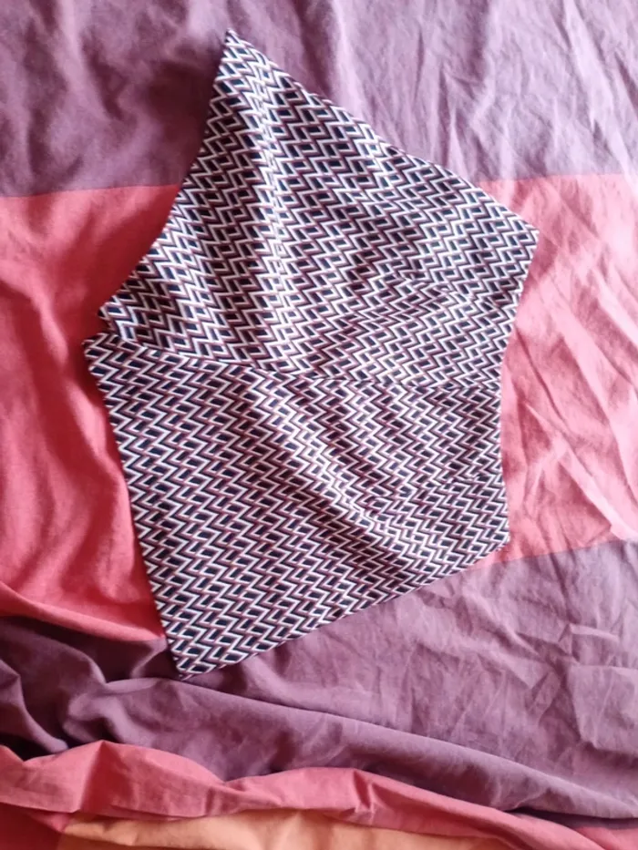Short été shein, taille S,très bon état motifs - photo numéro 2
