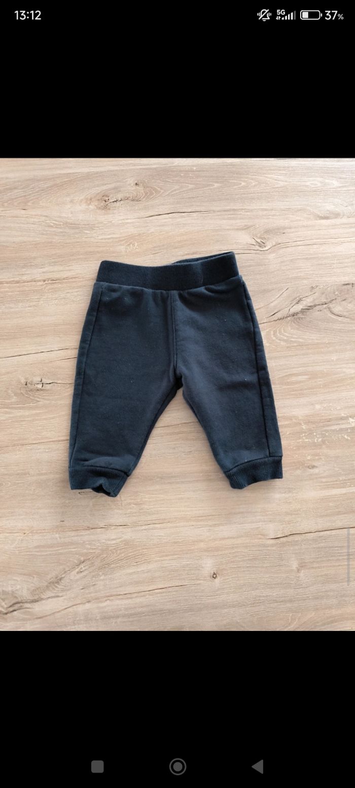 Pantalon taille 1 mois - photo numéro 2