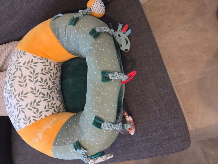 Bouée coussin d'éveil Sophie la girafe 🦒 - photo numéro 2