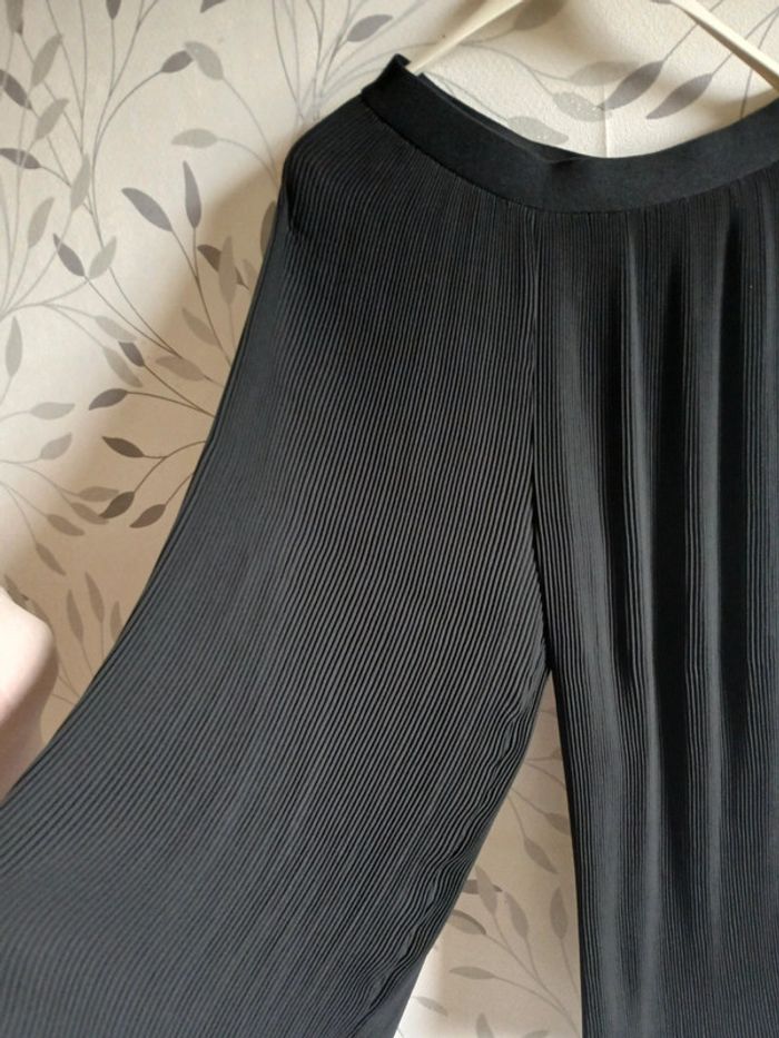 🍍 Pantalon plissé jambe large Zara taille M - photo numéro 4