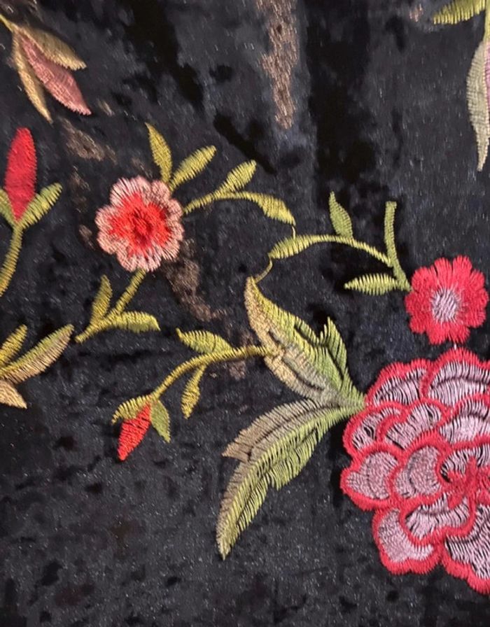 Robe en velours et broderies 101 idées taille M L neuve  Zip arrière  Neuve - photo numéro 4
