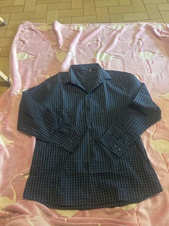 Chemise bleue à carreaux livergy