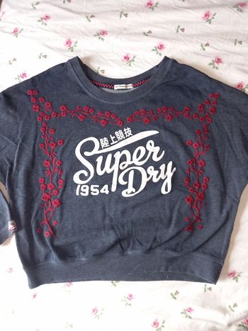 Pull fleur superdry sport
